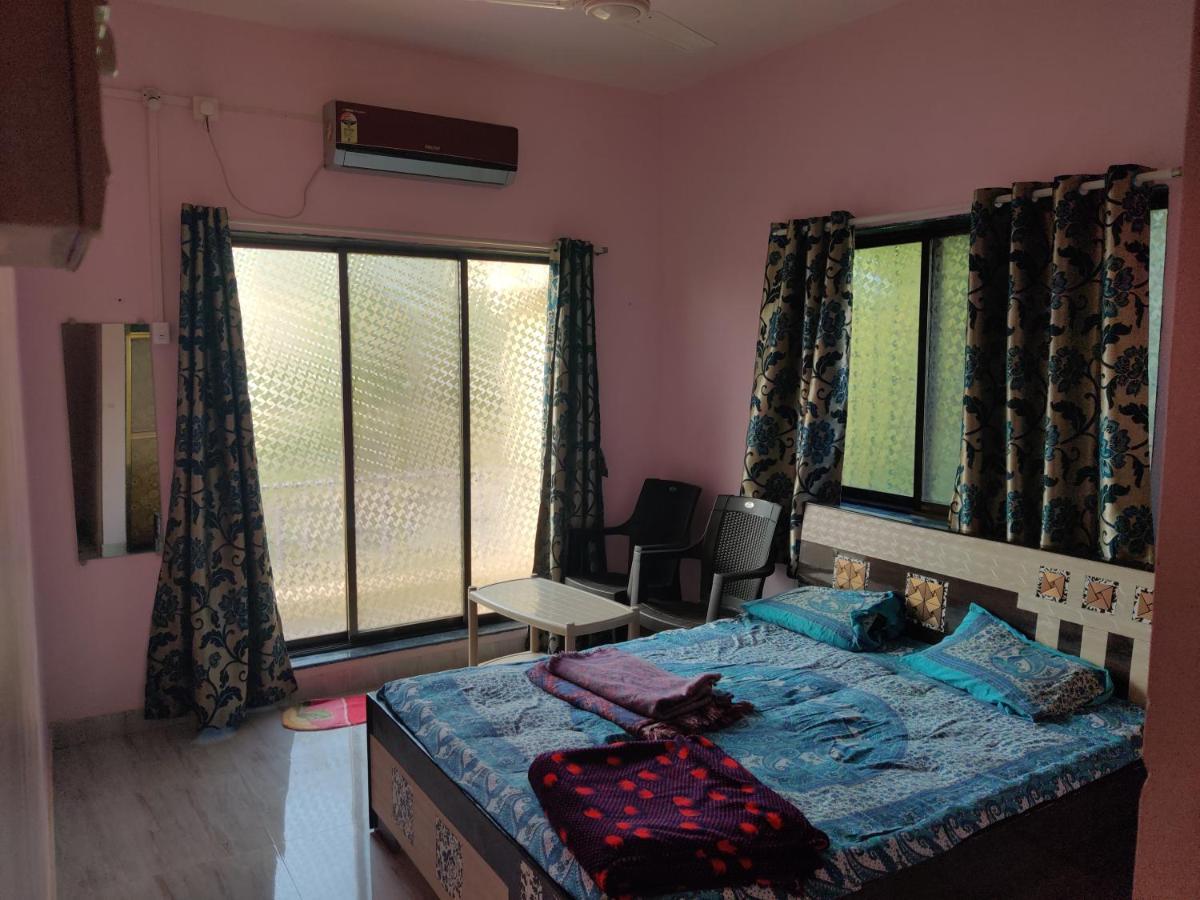 Gulmohar Cottages - Home Stay In Alibag Alībāg Exterior foto