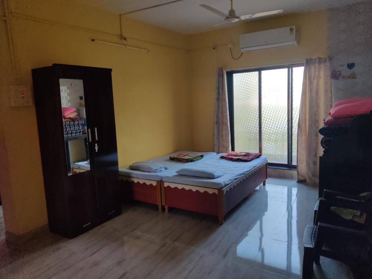Gulmohar Cottages - Home Stay In Alibag Alībāg Exterior foto